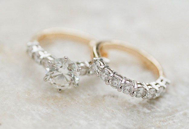 Romantic Australian Elopement: www.bellesandbubbles.com/romantic-australian-elopement | Photography: http://jemmakeech.com