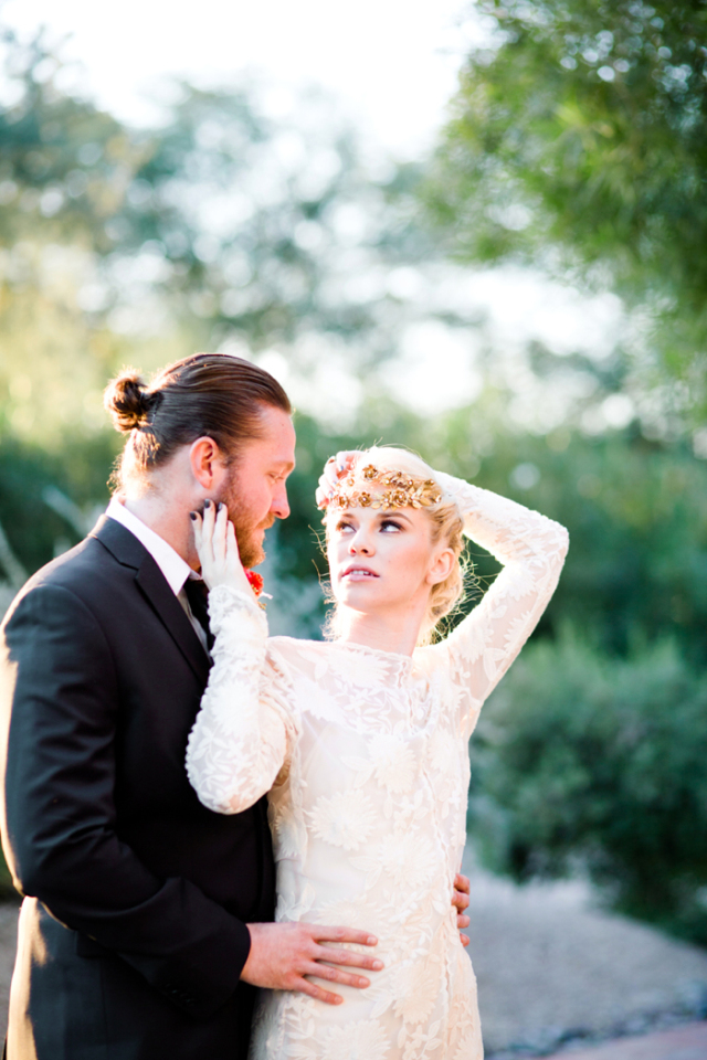 Spanish Wedding Inspiration -  Ace & Whim Workshop: http://bellesandbubbles.com/spanish-wedding-inspiration-ace-whim-workshop | Photography: http://www.simplystellarphotography.com 