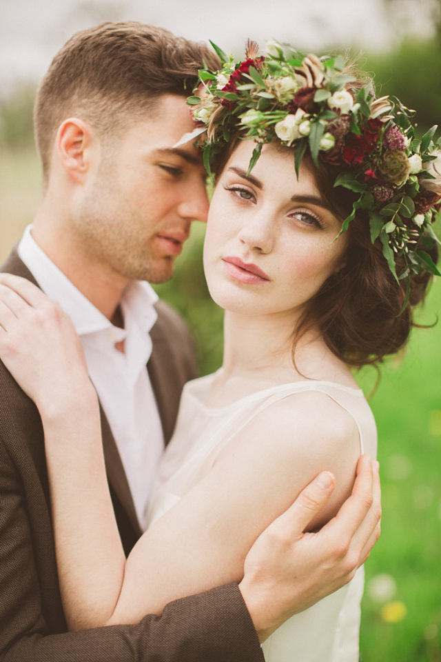 Wild Irish Editorial: http://bellesandbubbles.com/wild-irish-editorial | Photography: http://www.paulaohara.com