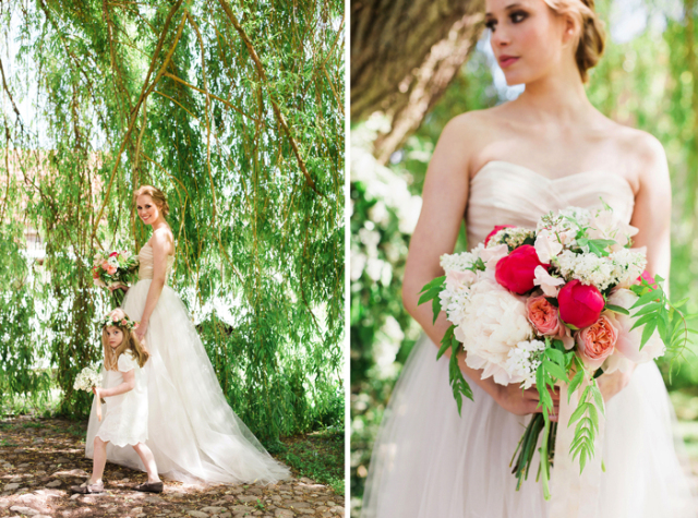 Garden Wedding Inspiration: http://bellesandbubbles.com/garden-wedding-inspiration | Photography: http://ashleyludaescher.com