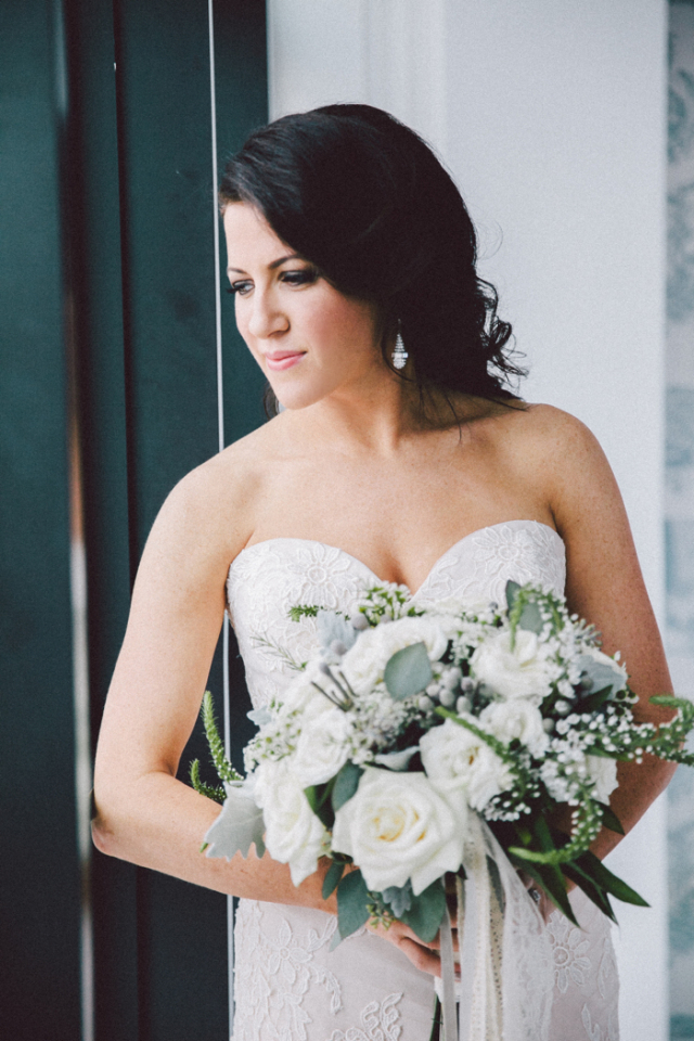 Urban Glam Wedding in Brooklyn: http://bellesandbubbles.com/urban-glam-wedding-in-brooklyn | Photography: http://ZorzStudios.com 