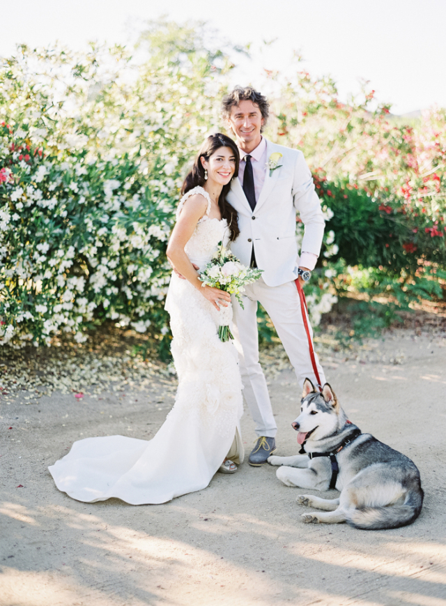 Intimate California Winery Wedding: http://bellesandbubbles.com/intimate-california-winery-wedding | Photography: http://michelebeckwith.com