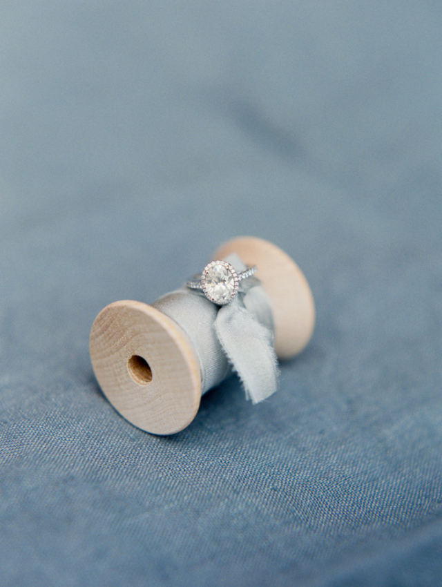 Houston Villa Elopement: http://bellesandbubbles.com/houston-villa-elopement | Photography: http://www.jennamcelroy.com