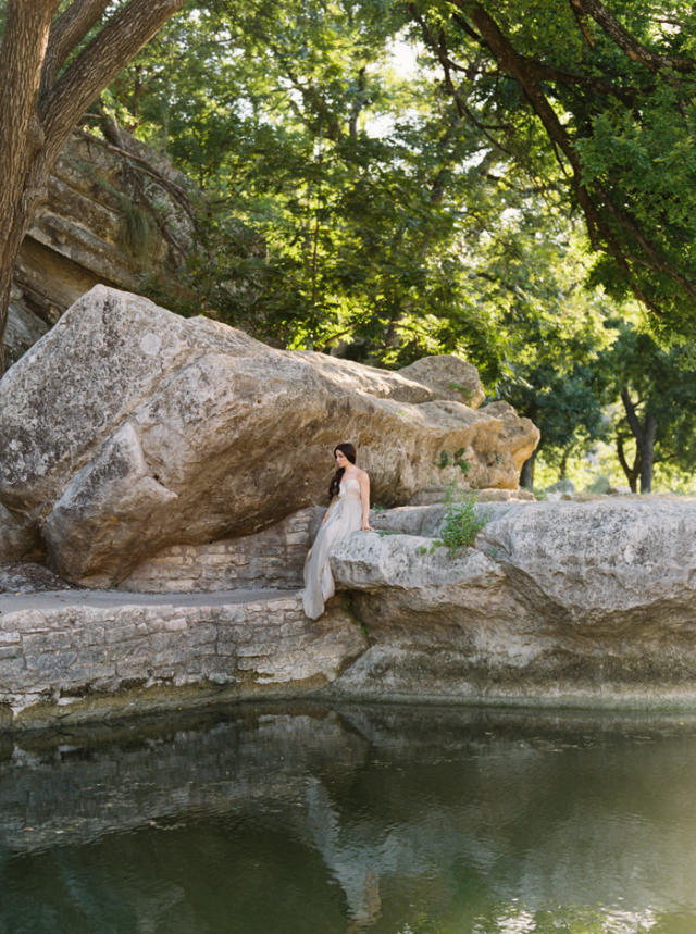 Organic Lavender Wedding Inspiration: http://bellesandbubbles.com/organic-lavender-wedding-inspiration | Photography: http://jennamcelroy.com/
