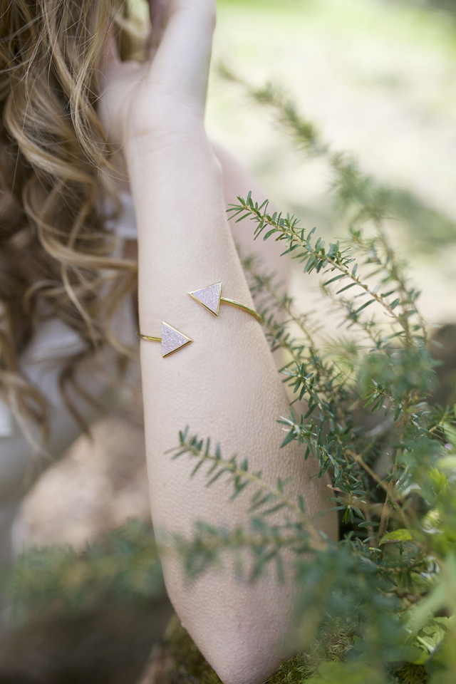 Organic & Feminine Garden Wedding Inspiration: http://bellesandbubbles.com/organic-feminine-garden-wedding-inspiration | Photography: http://www.iuliagnewfotografie.com/