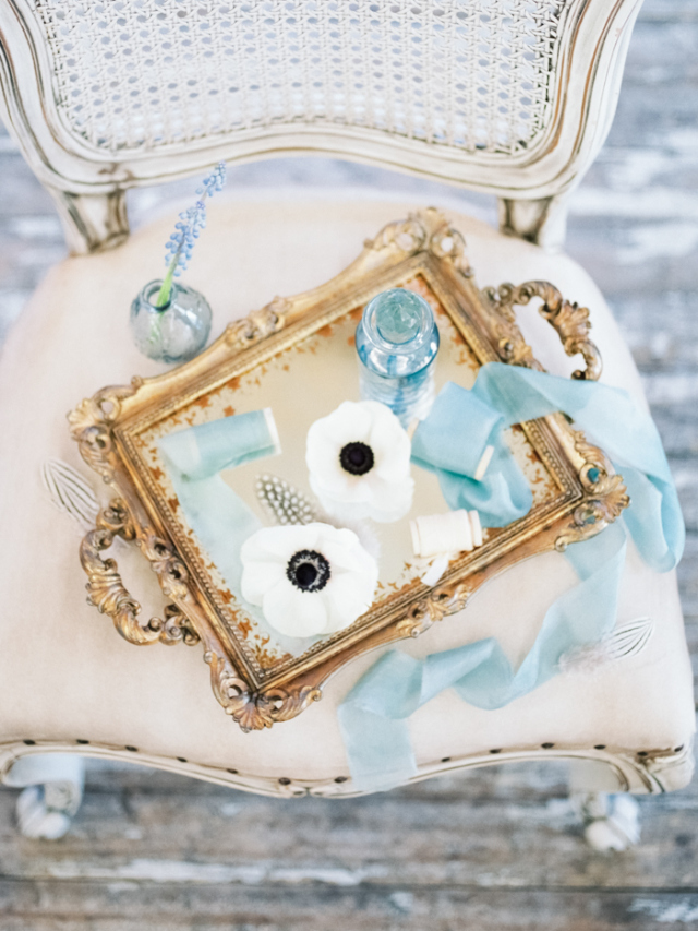 Romantic Pre-Wedding Styled Shoot: http://bellesandbubbles.com/romantic-pre-wedding-styled-shoot | Photography: http://www.olgasiyanko.ru