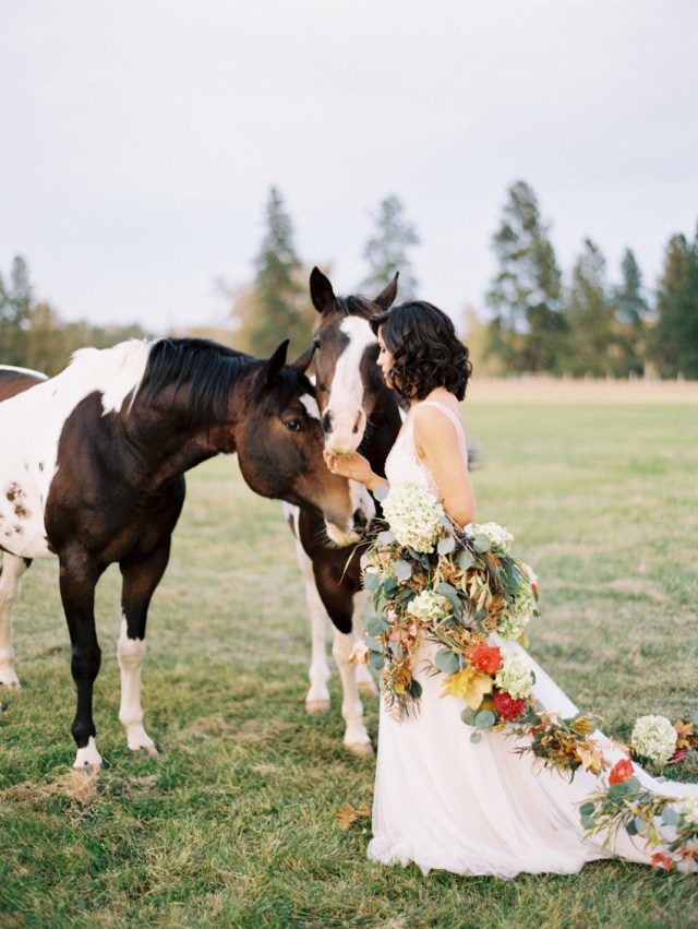 Wild West Wedding Inspiration | Photos by Rebecca Hollis