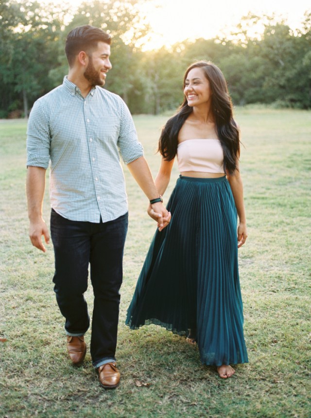 Sweet Outdoor Barn Engagement | Photos by Henry Photography