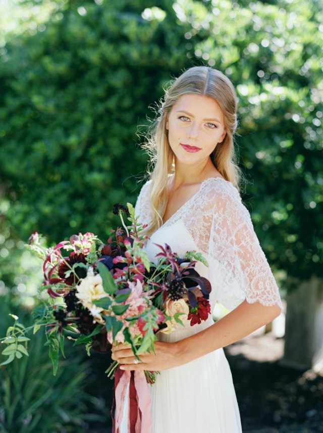 Delicate Fall Wedding Inspiration | Photos by Michelle Boyd